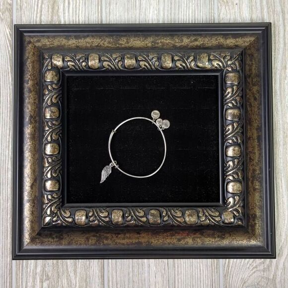 Alex & Ani Angel Wing Bangle Charm Bracelet Rafaelian Silver Finish - Picture 5 of 5